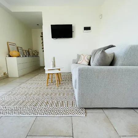 M-aguilo - Apartamento Con Maravillosas Vistas Al Mar - Terraza - Wifi * Roses