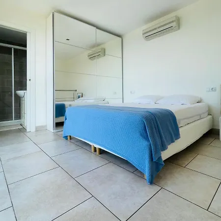 Apartment M-aguilo - Apartamento Con Maravillosas Vistas Al Mar - Terraza - Wifi Roses